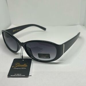 Giselle Oval Women’s Sunglasses